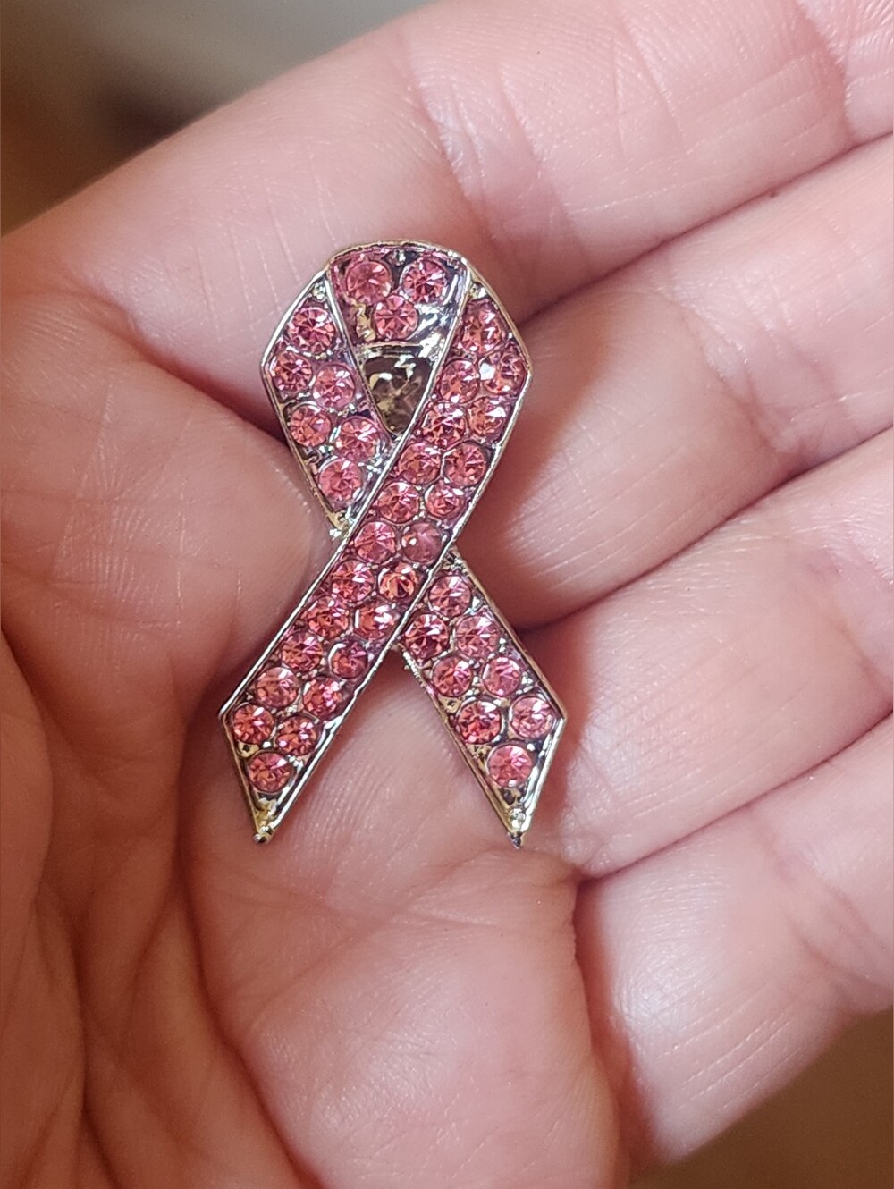 🎀🎗 Pink Rhinestone Ribbon Brooch Pin - Picture 2 of 5